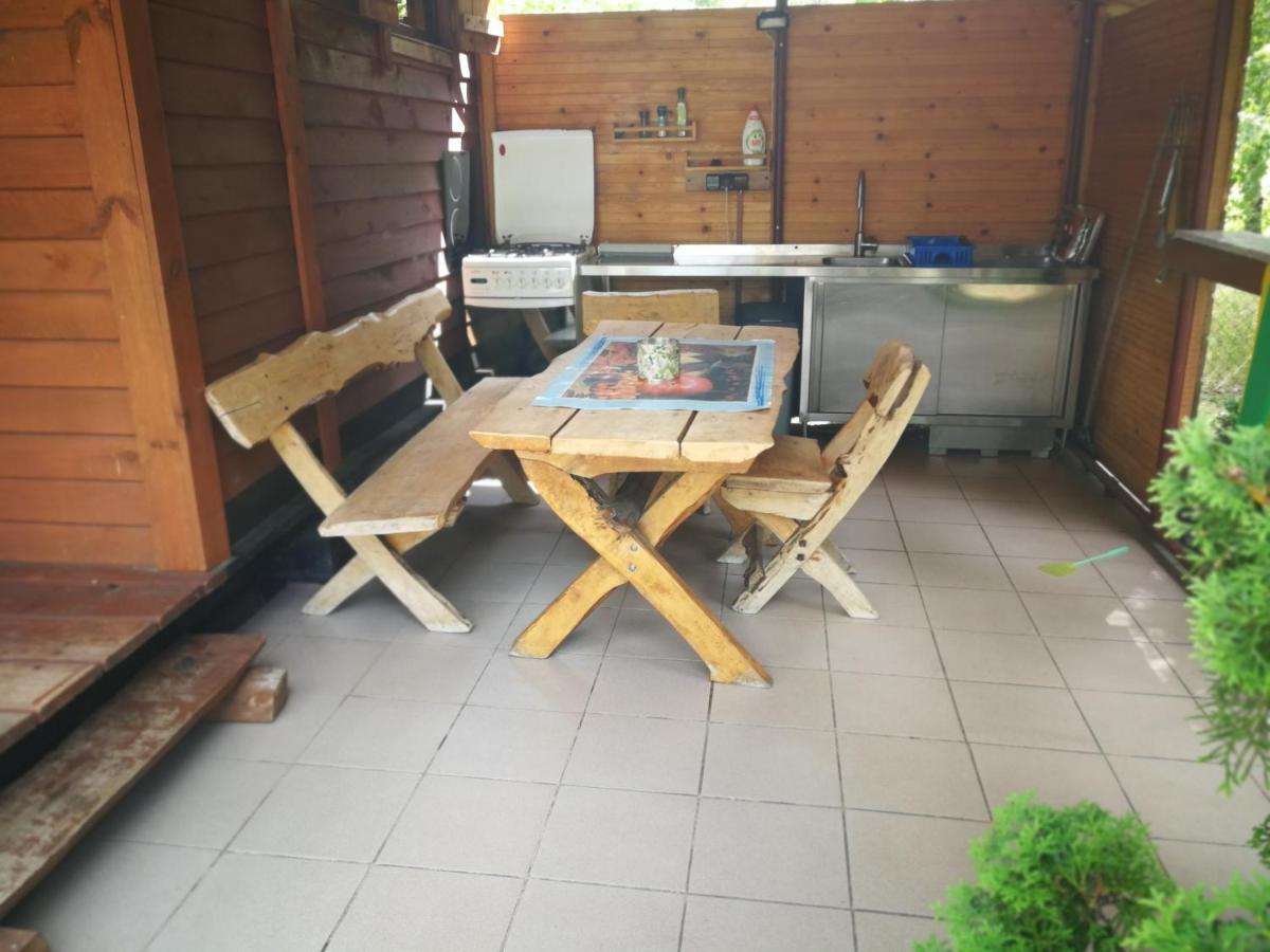 Domki Domek Na Jeziorem Wilczynskim Budzislawskim , Las, Osobno Ogrodzony 2-6 Osob- Klimatyzacja, Ogrzewanie, 62-550 Zygmuntowo Gm Wilczyn Экстерьер фото